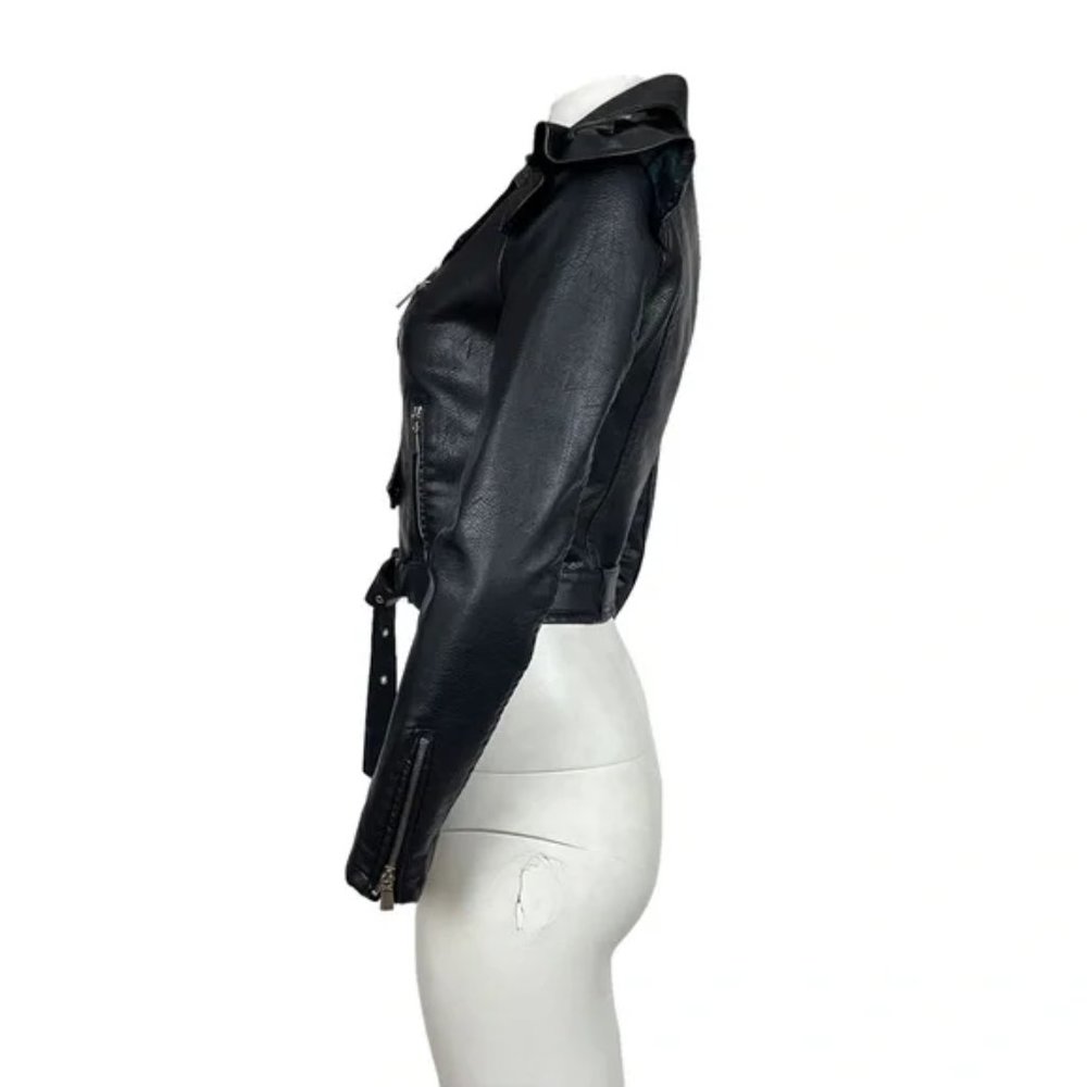 Faux Leather Moto Jacket Belted Ruffle Detail NWT Black Size Medium - Picture 3 of 4
